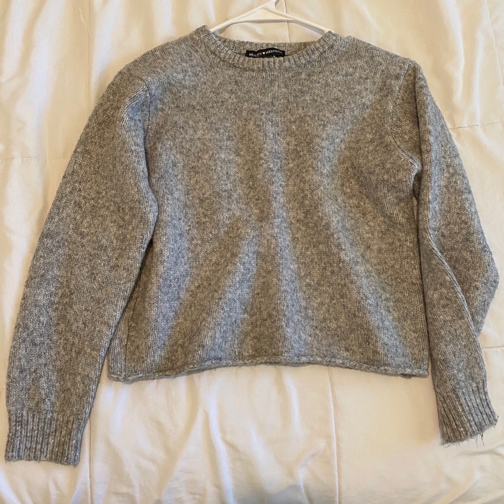Brandy Melville Light Grey Sweater